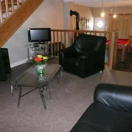 Moderne Avec Billard Et Poele A Bois, Proche De Mirecourt Et Vittel, Animaux Bienvenus - Fr-1-589-180 Σπίτι διακοπών *