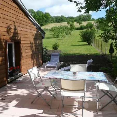 Moderne Avec Billard Et Poele A Bois, Proche De Mirecourt Et Vittel, Animaux Bienvenus - Fr-1-589-180 Country house Velotte-et-Tatignecourt