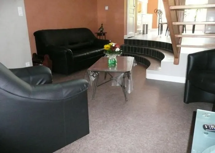 Ferienhaus Moderne Avec Billard Et Poele A Bois, Proche De Mirecourt Et Vittel, Animaux Bienvenus - Fr-1-589-180