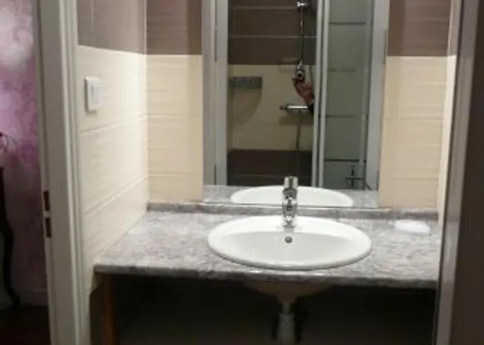 Moderne Avec Billard Et Poele A Bois, Proche De Mirecourt Et Vittel, Animaux Bienvenus - Fr-1-589-180 Velotte-et-Tatignecourt